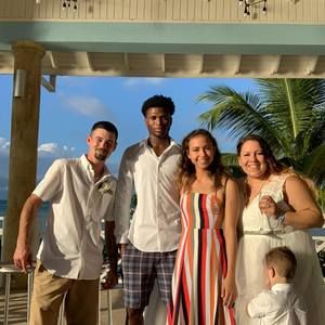 Meet your Posher, Mackenzie